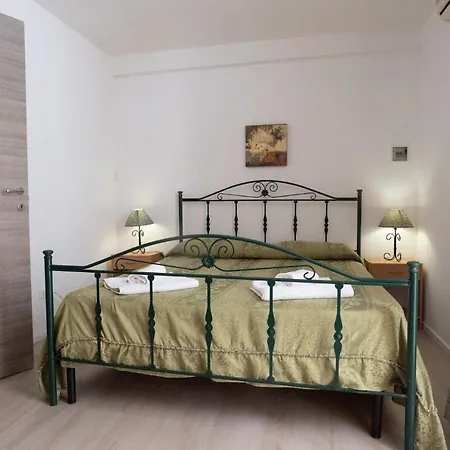 Castellammare Stella Apartman